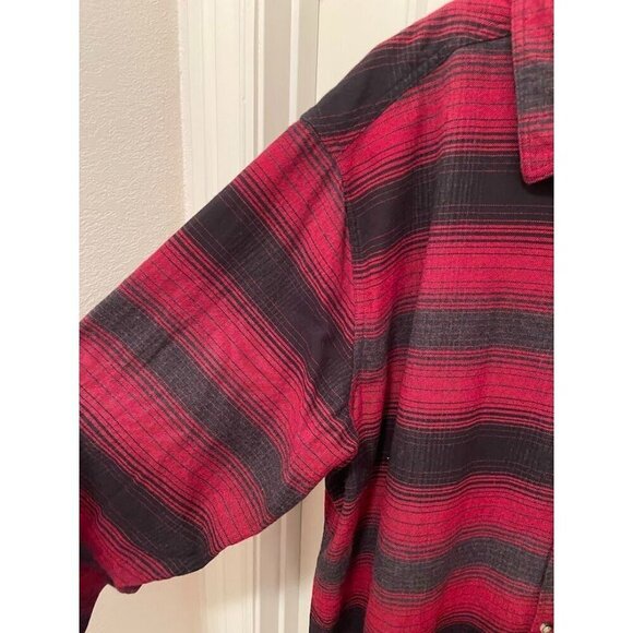 Legendary Whitetails Mens Red & Black Plaid Flannel Shirt 3XT 100% Cotton - Picture 6 of 15